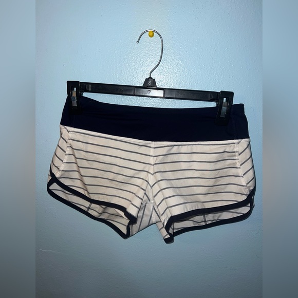 Lululemon Run : Speed Short 🍋🍋 - Picture 3 of 8